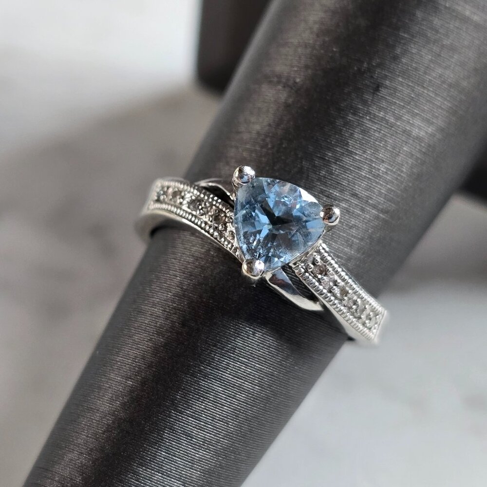 Womens Vintage Estate 10K White Gold Aqua Diamond Ring 2.5g #E5420